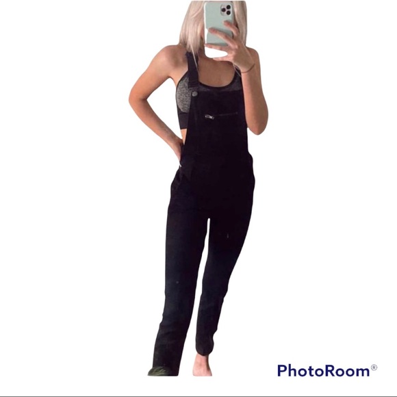 Forever 21 Denim - Forever 21 Straight Black Wash Jean Overalls Women’s Size 26